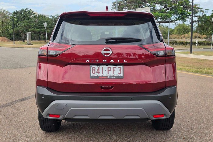 2025 Nissan X-TRAIL ST