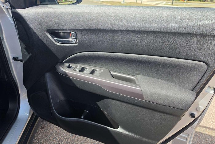 2023 Suzuki Vitara LY Series II Silky Silver