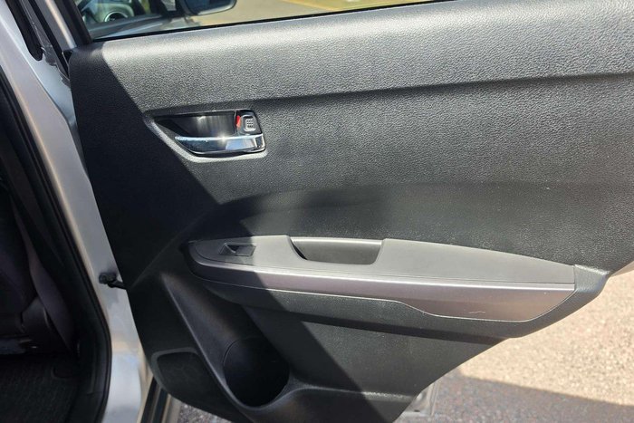 2023 Suzuki Vitara LY Series II Silky Silver
