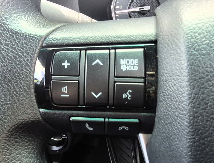 2021 Toyota Hilux SR