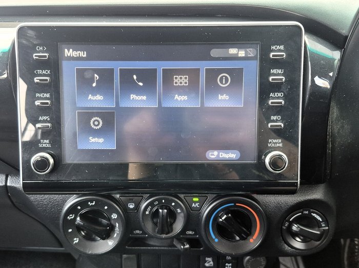 2021 Toyota Hilux SR