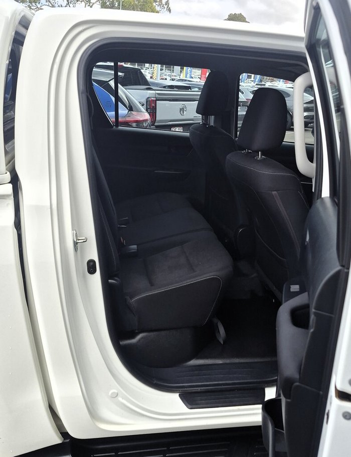 2021 Toyota Hilux SR