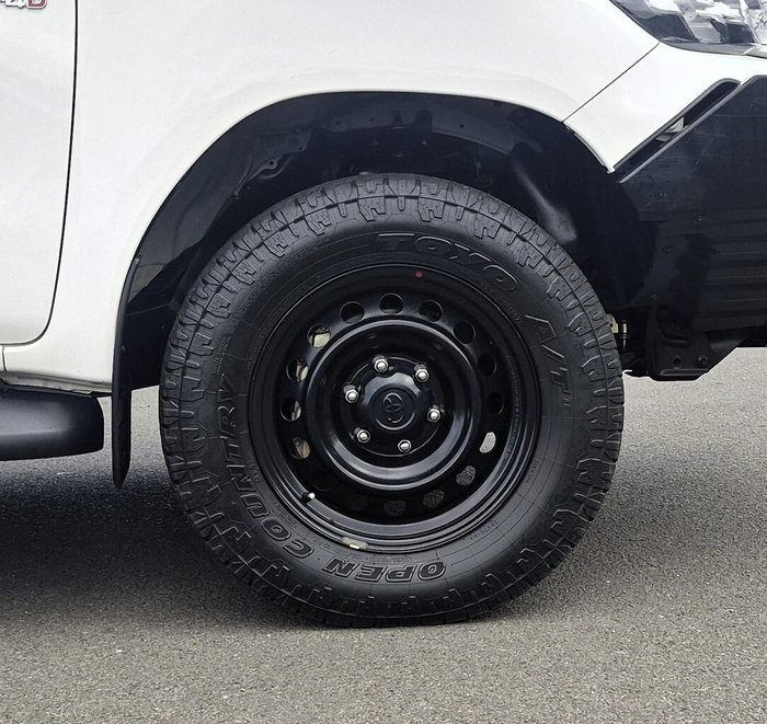 2021 Toyota Hilux SR