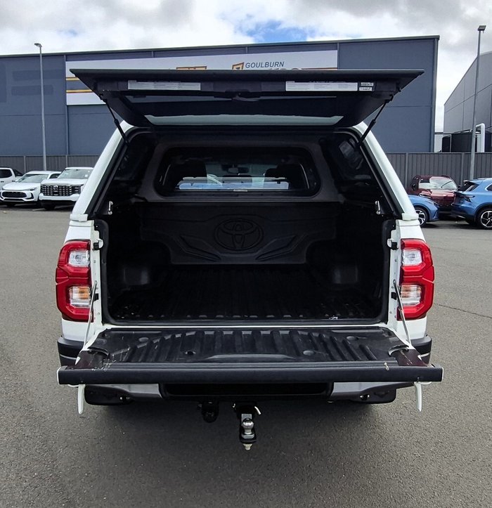 2021 Toyota Hilux SR