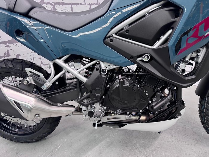 2026 Kawasaki KLE500 SE KLE Green