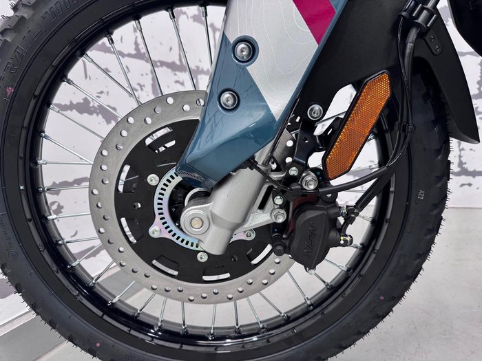 2026 Kawasaki KLE500 SE KLE Green
