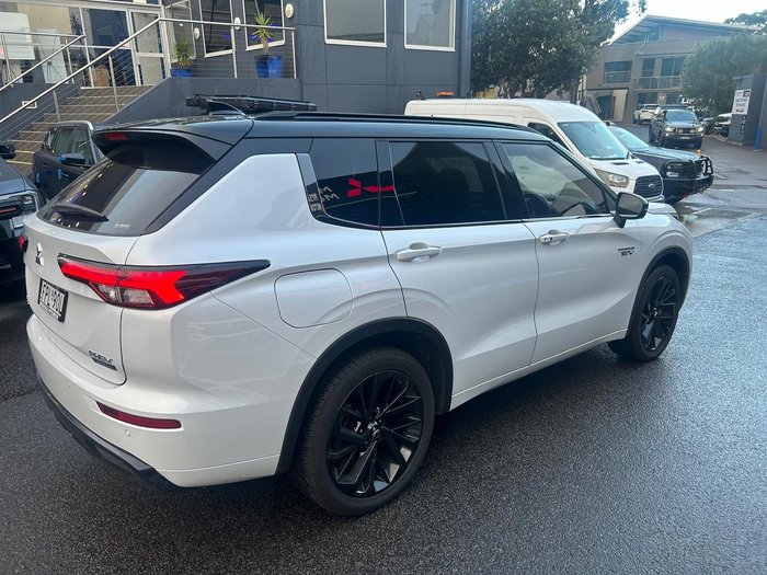 2025 Mitsubishi Outlander PHEV GSR