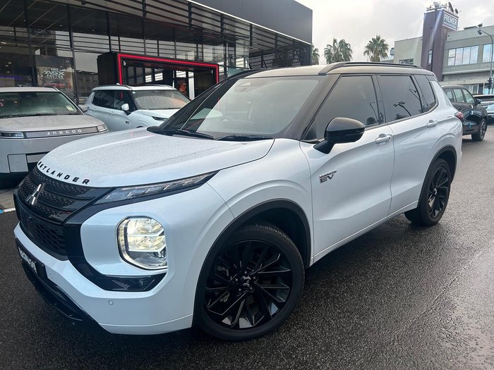 2025 Mitsubishi Outlander PHEV GSR