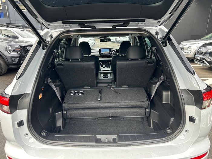 2025 Mitsubishi Outlander PHEV Exceed Tourer
