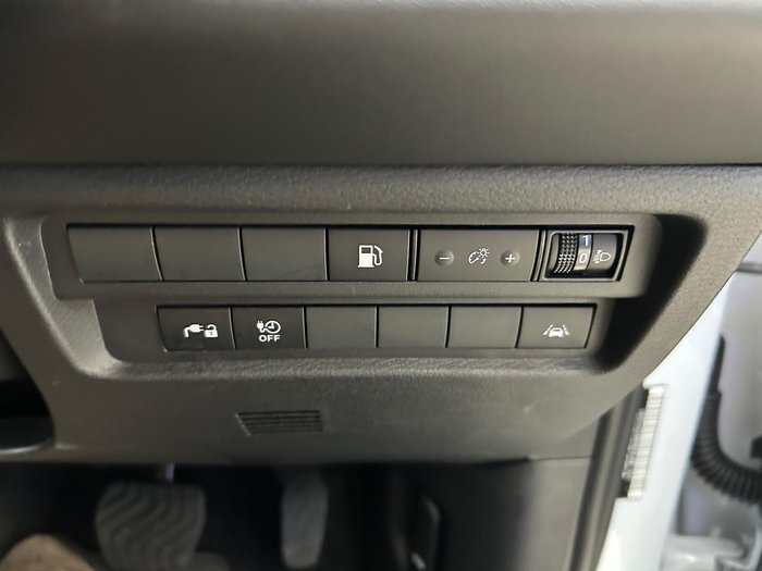 2025 Mitsubishi Outlander PHEV ES