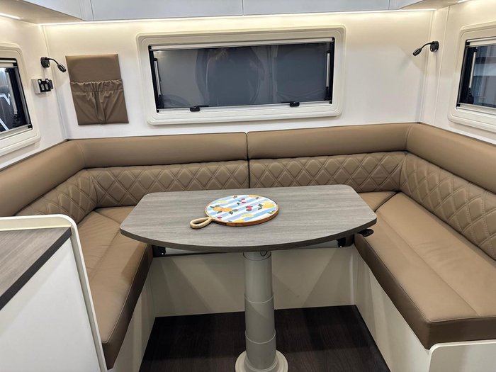2026 JB Caravans 23'6 Dirt Roader Xtreme Rear Club Save $13,690 Was $136,900