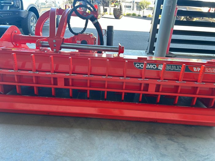 2025 Cosmo Bully BPF 225H Orange