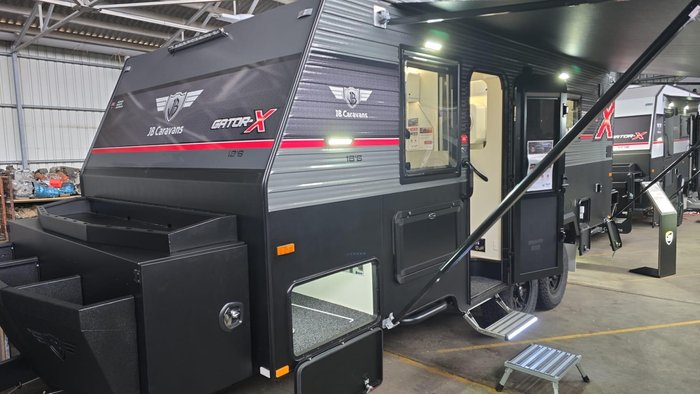 2026 JB Caravans 18'6 Gator X Tandem Club King Bed