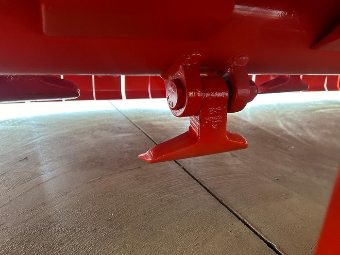 2026 Cosmo Bully BPF200H Orange