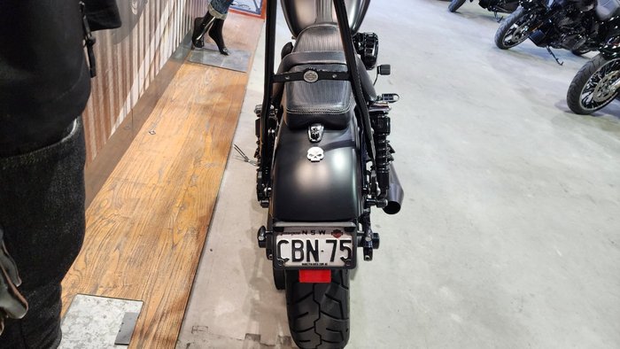 2017 HARLEY-DAVIDSON FXDB STREET BOB