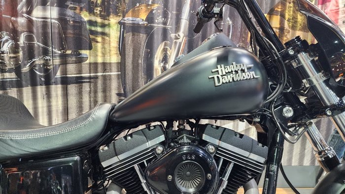 2017 HARLEY-DAVIDSON FXDB STREET BOB