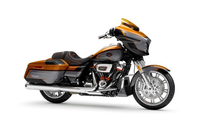 2026 Harley-Davidson CVO Street Glide 121 (FLHXSE)