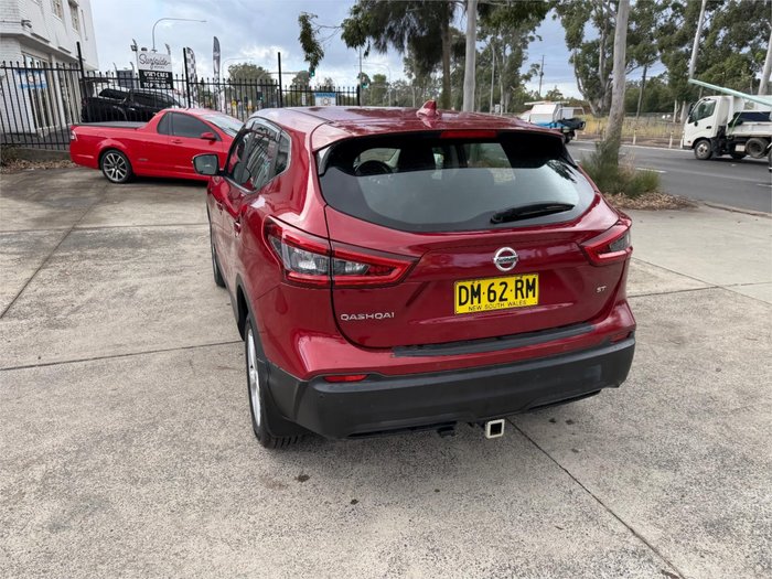 2018 NISSAN QASHQAI ST J11 MY18 Red