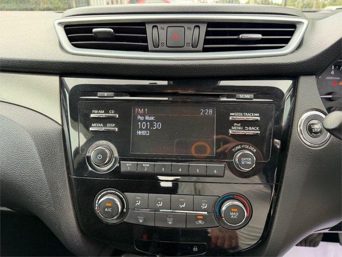 2018 NISSAN QASHQAI ST J11 MY18 Red