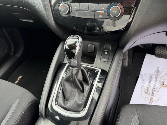 2018 NISSAN QASHQAI ST J11 MY18 Red