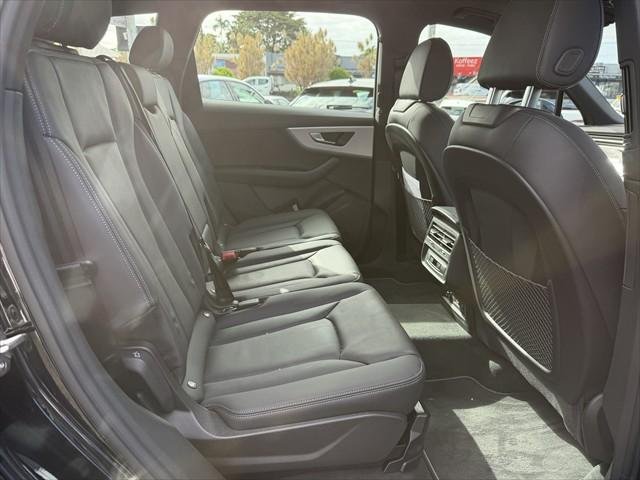 2025 Audi Q7 TFSI 185kW S line edition