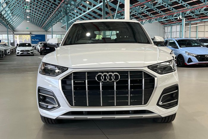 2025 Audi Q5 40 TDI Sport