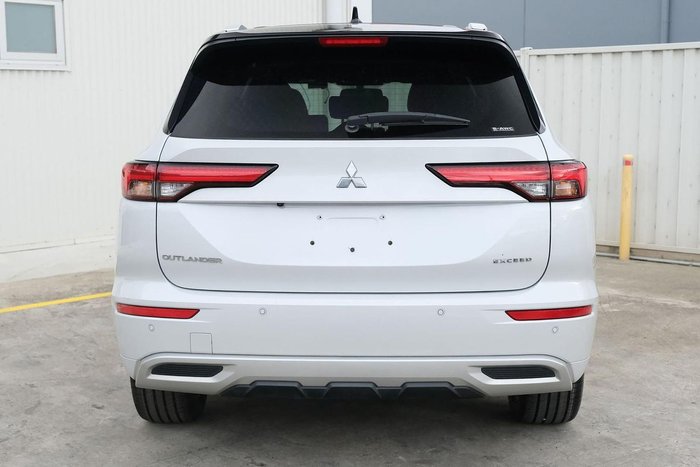 2023 Mitsubishi Outlander Exceed Tourer