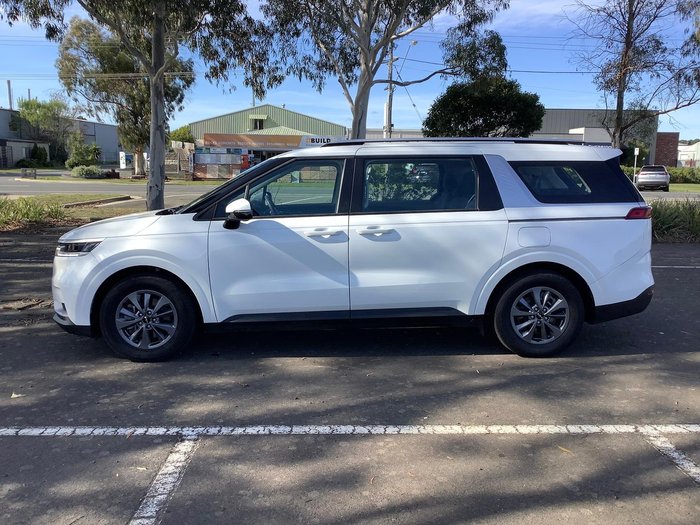 2023 Kia Carnival S