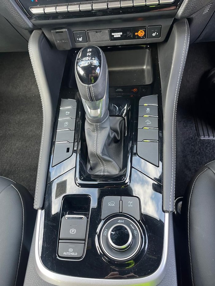 2025 Isuzu MU-X LS-T