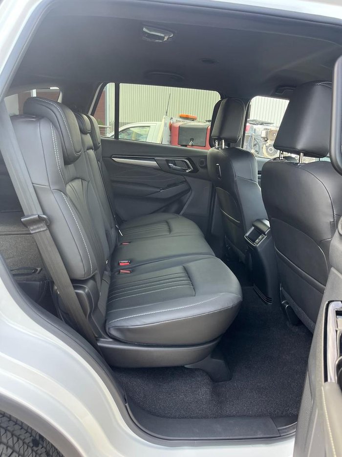 2025 Isuzu MU-X LS-T