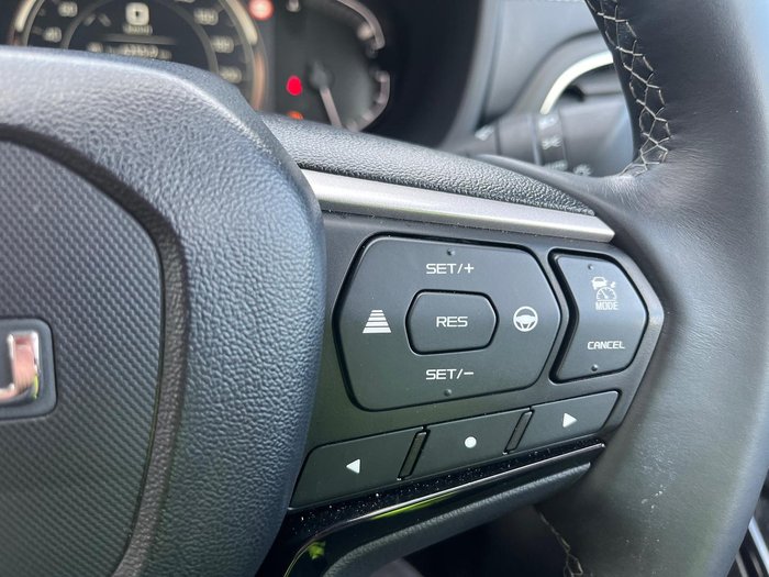 2025 Isuzu MU-X LS-T