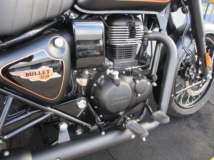 2025 ROYAL ENFIELD (SEE ALSO ENFIEL BULLET 350 BLACK/GOLD