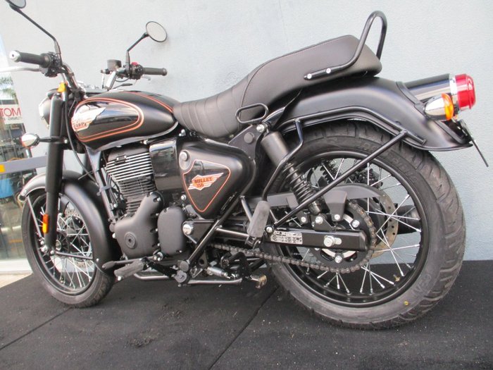 2025 ROYAL ENFIELD (SEE ALSO ENFIEL BULLET 350 BLACK/GOLD