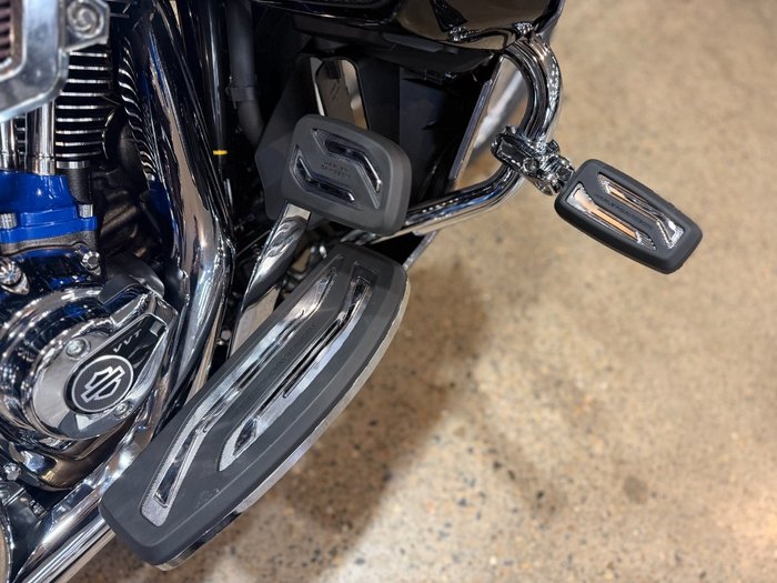 2026 HARLEY-DAVIDSON FLHXSE CVO STREET GLIDE (121)
