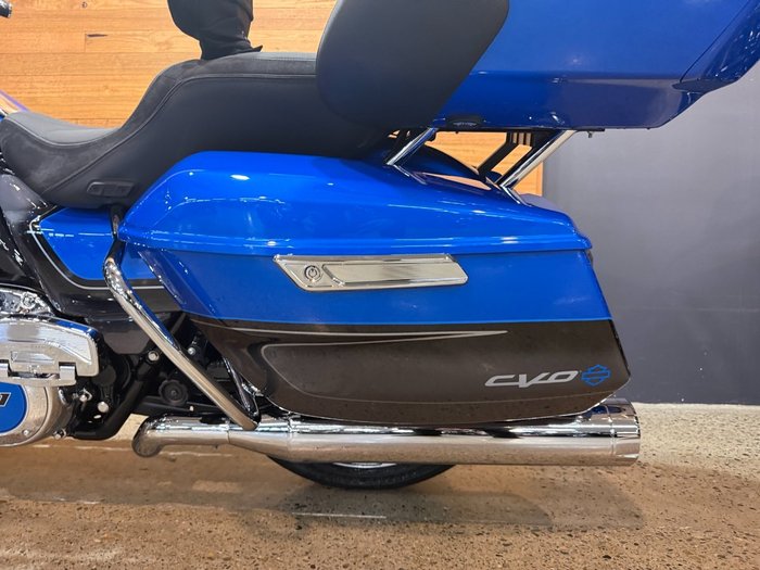 2026 HARLEY-DAVIDSON FLHXSE CVO STREET GLIDE (121)