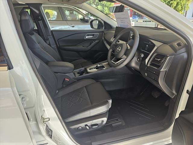 2026 NISSAN J12 TI