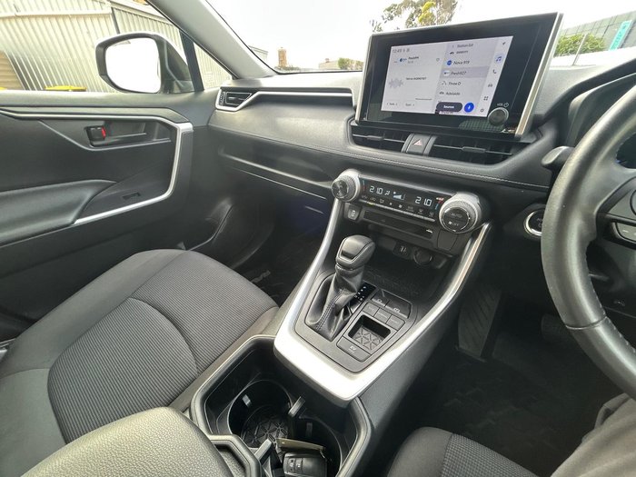 2024 Toyota RAV4 GX