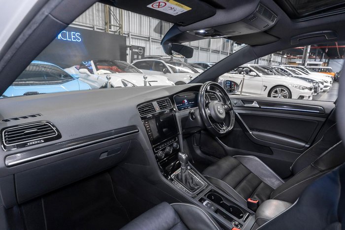 2018 Volkswagen Golf R