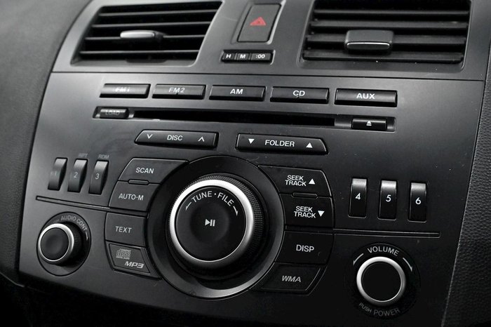 2012 Mazda 3 Neo