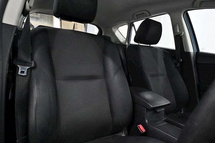2012 Mazda 3 Neo