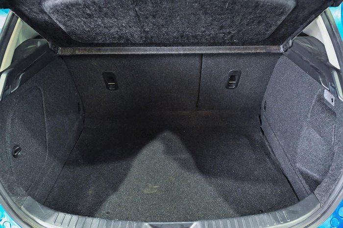 2012 Mazda 3 Neo