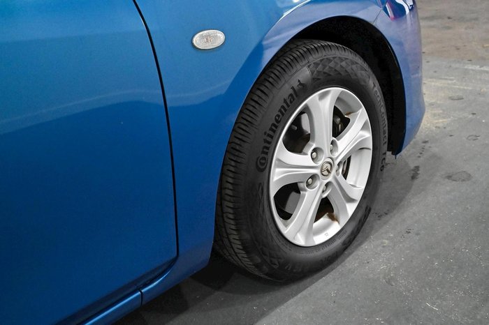 2012 Mazda 3 Neo