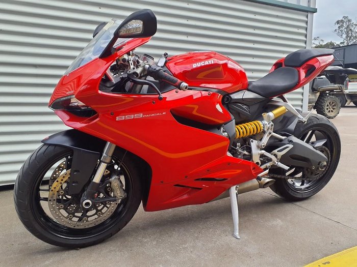 2014 Ducati 899 Panigale Panigale Red