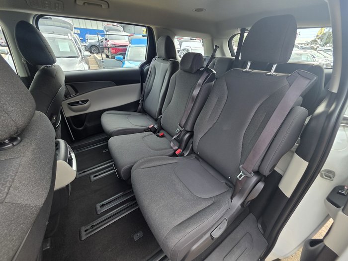 2022 Kia Carnival S