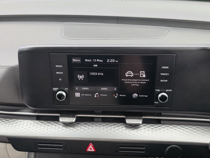 2022 Kia Carnival S