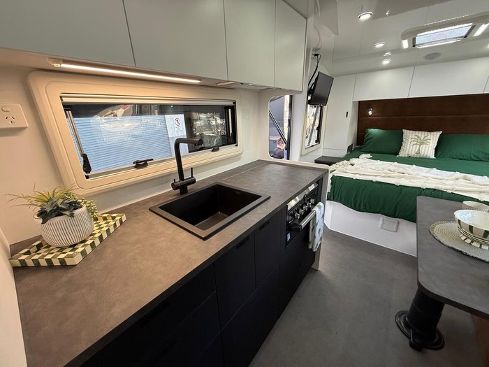 2026 Urban Caravans Track