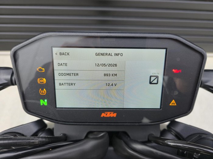 2023 KTM 890 Duke GP Duke