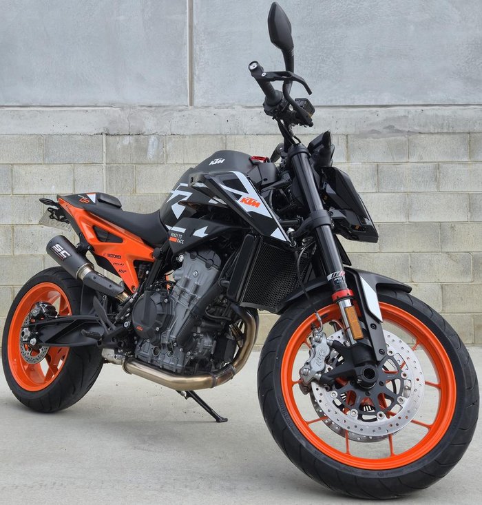 2023 KTM 890 Duke GP Duke