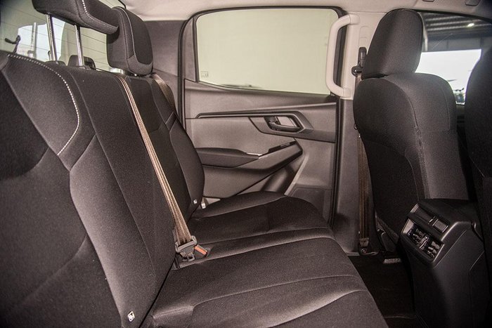 2026 Isuzu D-MAX SX