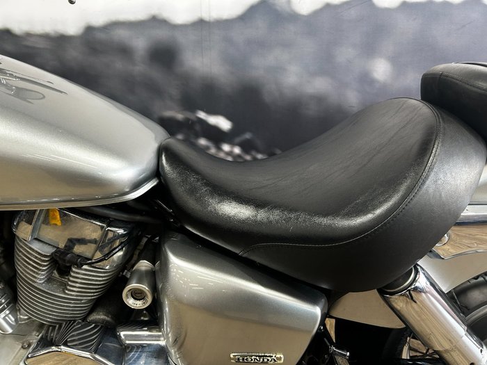 2012 Honda VT400 SILVER